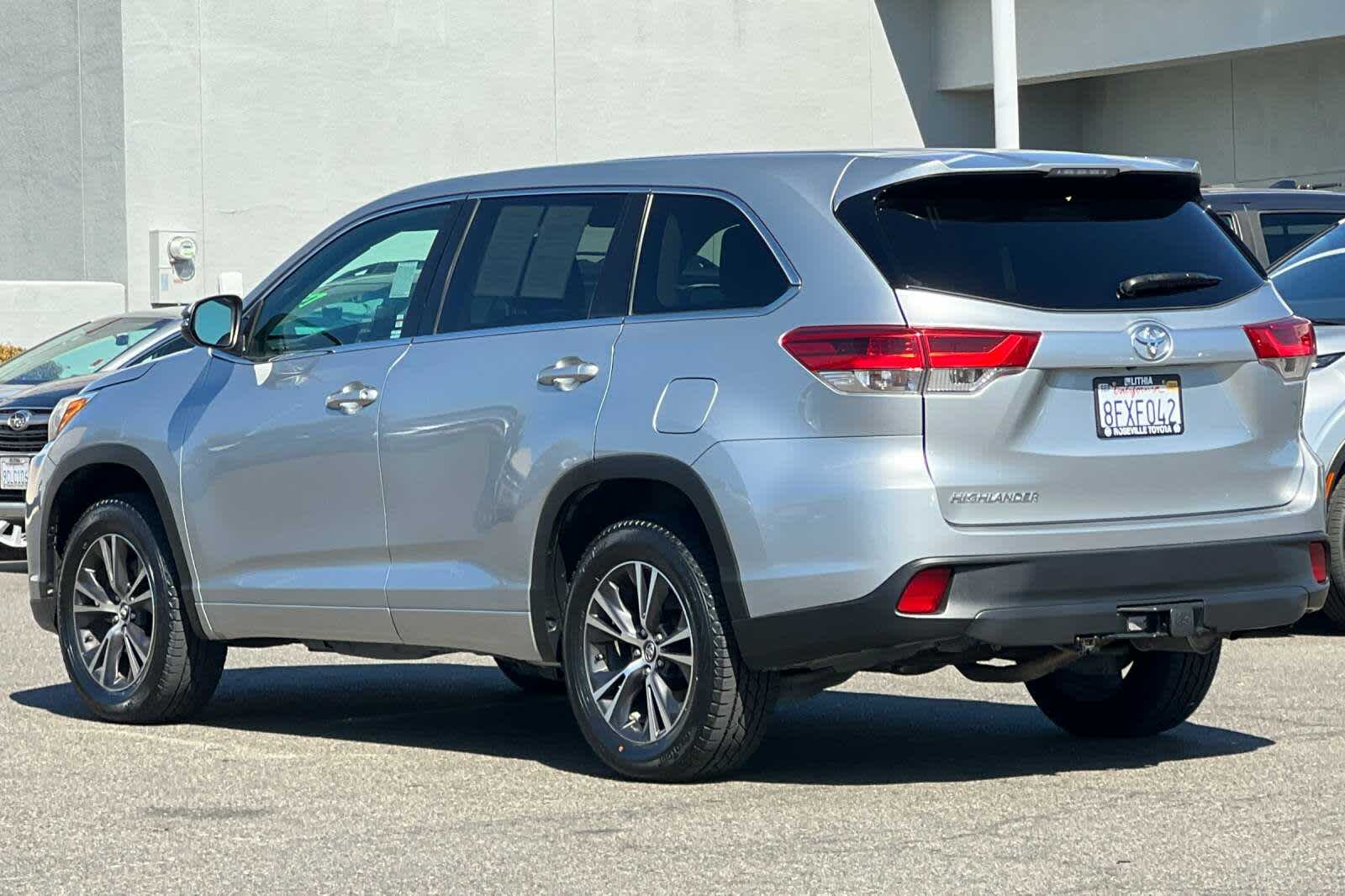 Thumbnail: 2018 Toyota Highlander - 7