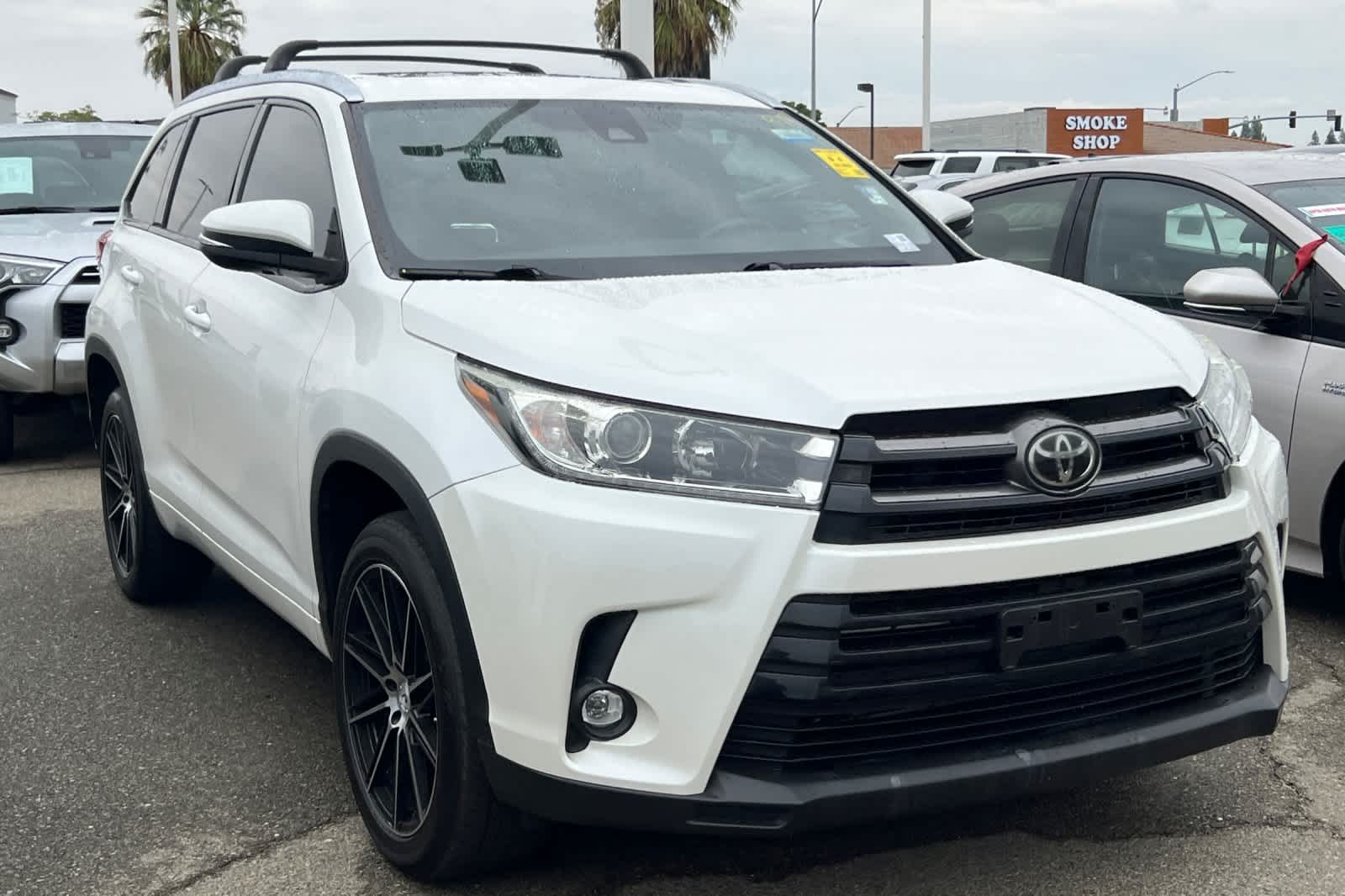 Thumbnail: 2019 Toyota Highlander - 3