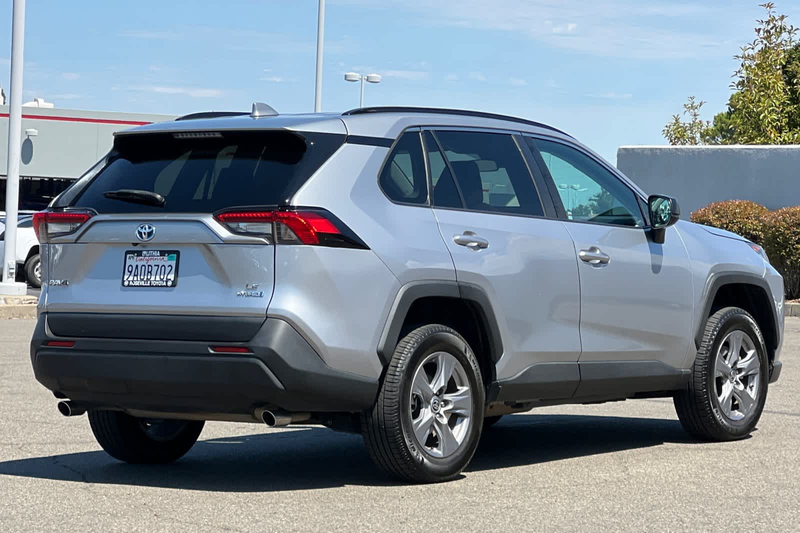 Thumbnail: 2022 Toyota RAV4 - 2