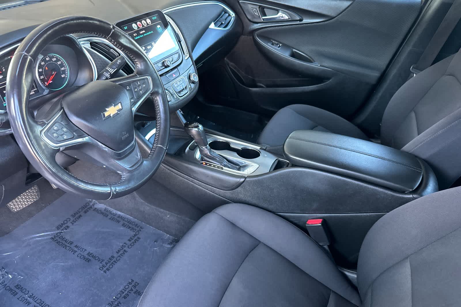 Thumbnail: 2017 Chevrolet Malibu - 11