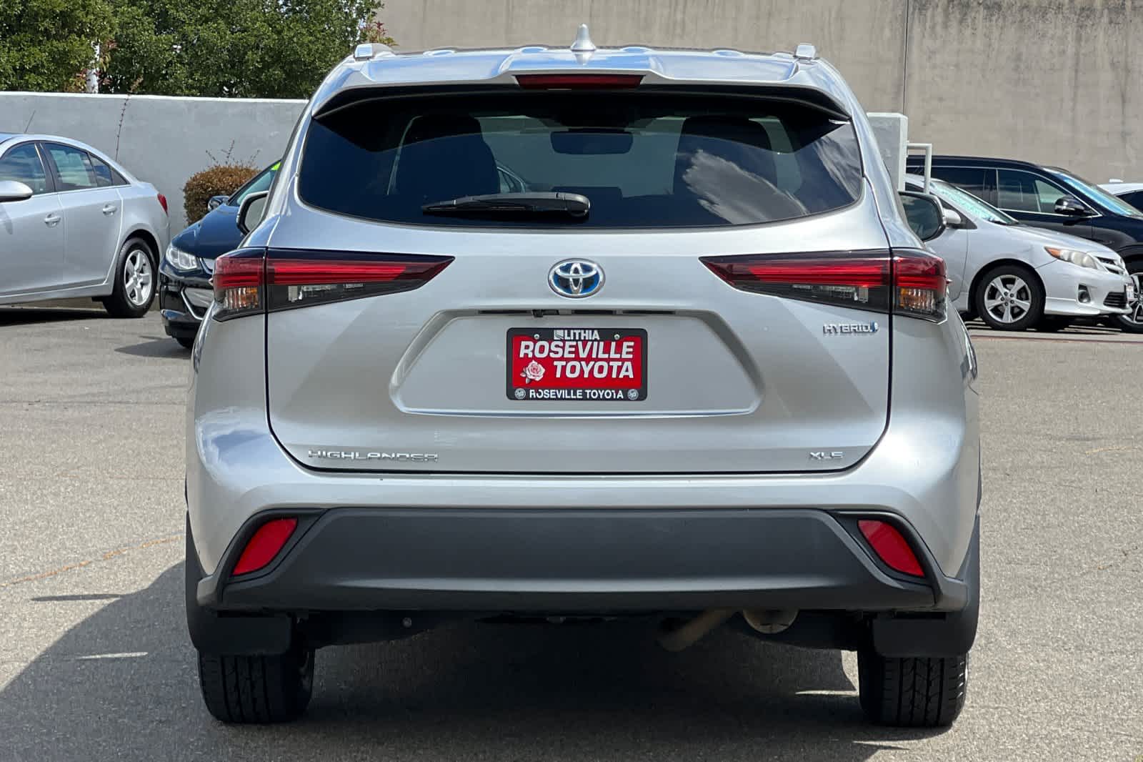Thumbnail: 2024 Toyota Highlander - 8