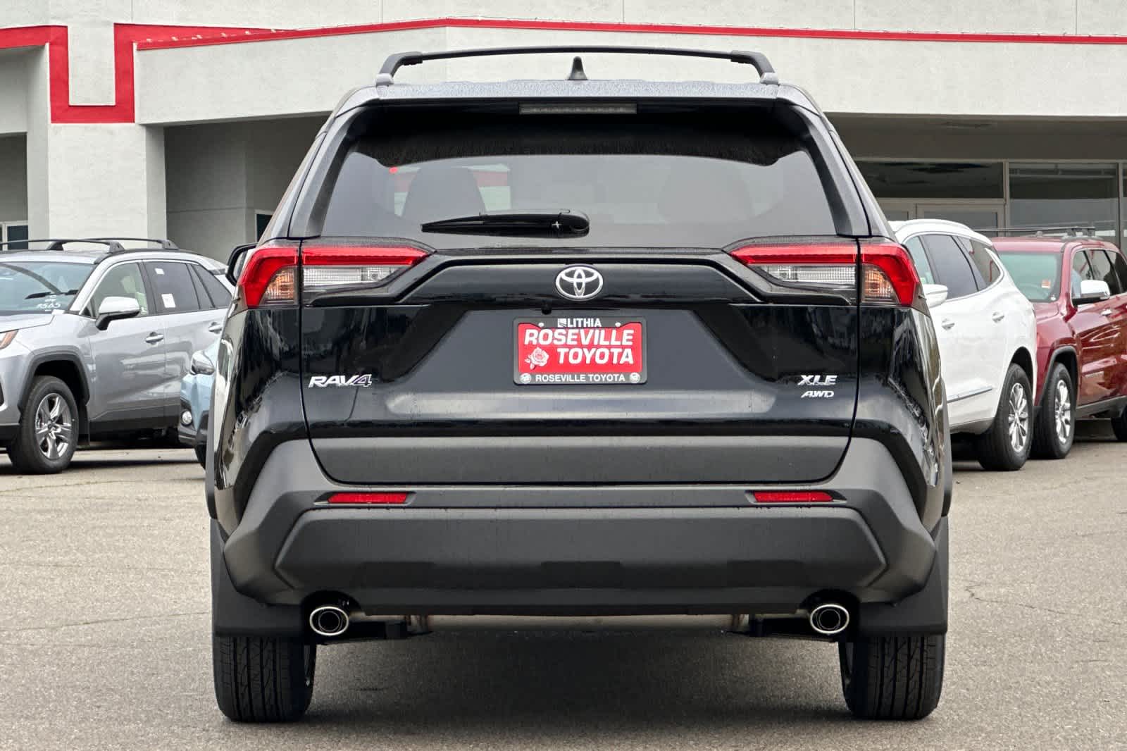 Thumbnail: 2025 Toyota RAV4 - 7