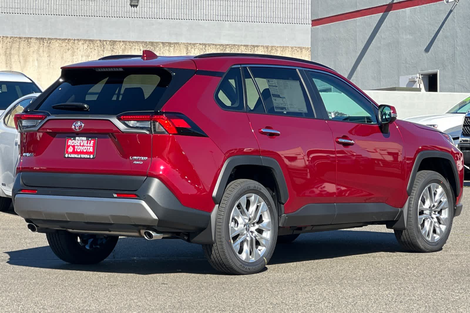 Thumbnail: 2025 Toyota RAV4 - 2