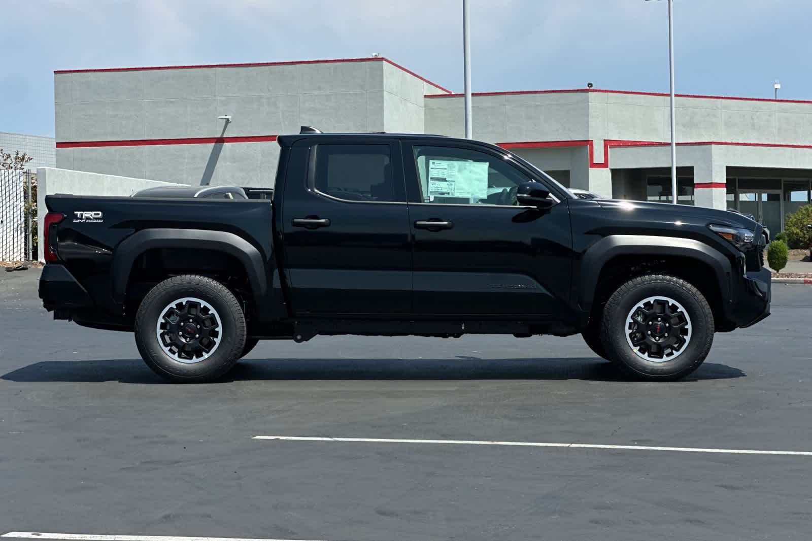 Thumbnail: 2025 Toyota Tacoma - 8