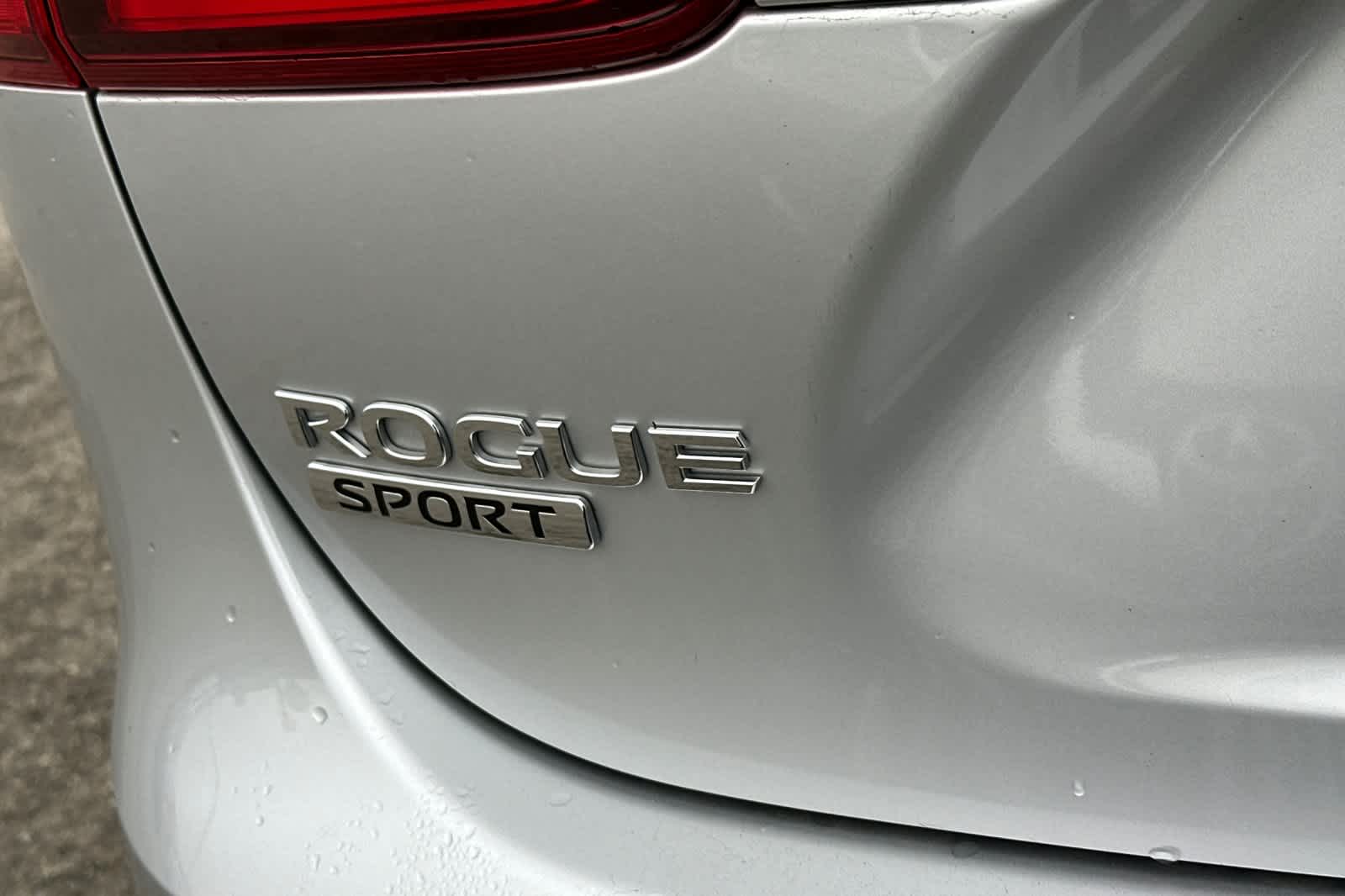 Thumbnail: 2021 Nissan Rogue Sport - 7