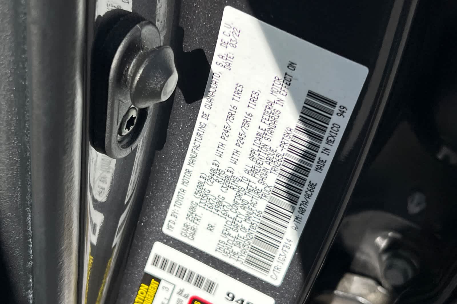 Thumbnail: 2022 Toyota Tacoma - 30