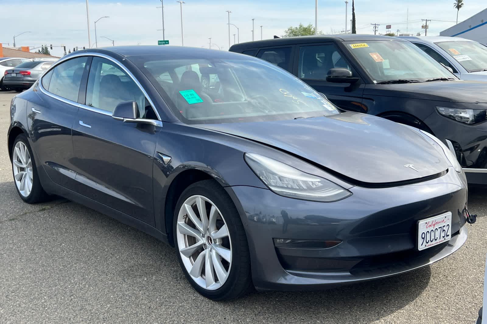 Thumbnail: 2019 Tesla Model 3 - 3