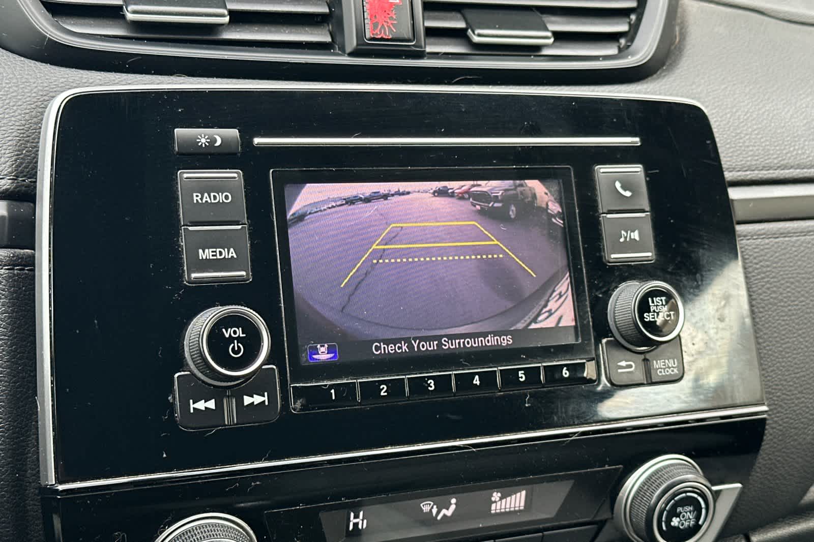 Thumbnail: 2018 Honda CR-V - 21