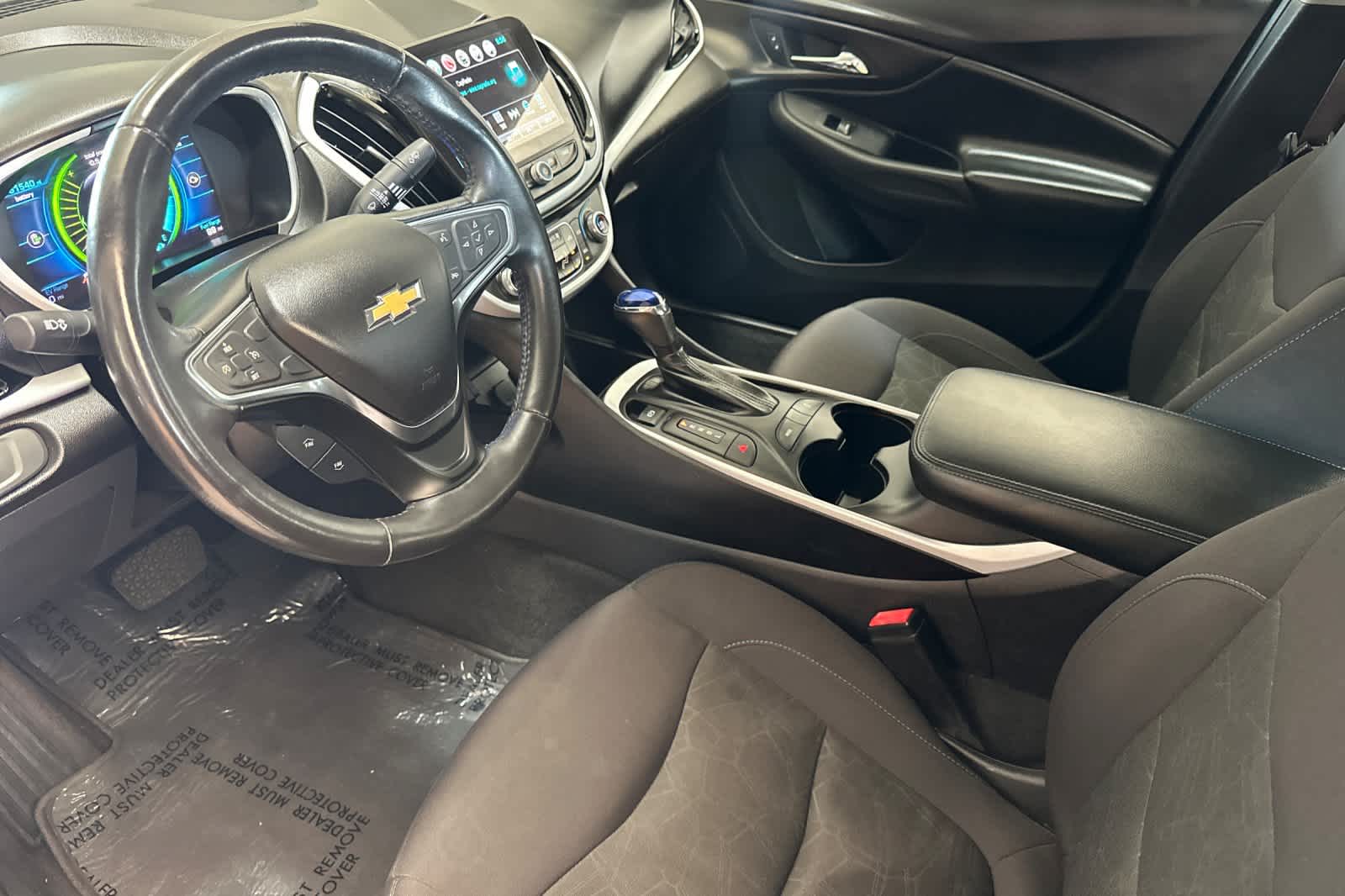 Thumbnail: 2017 Chevrolet Volt - 11