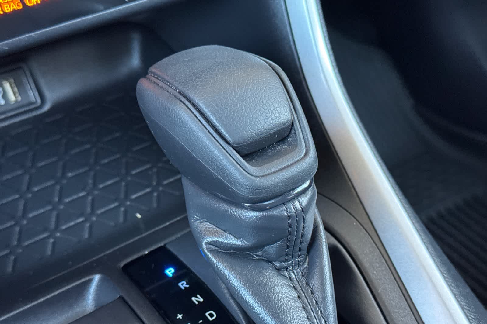 Thumbnail: 2024 Toyota RAV4 - 23