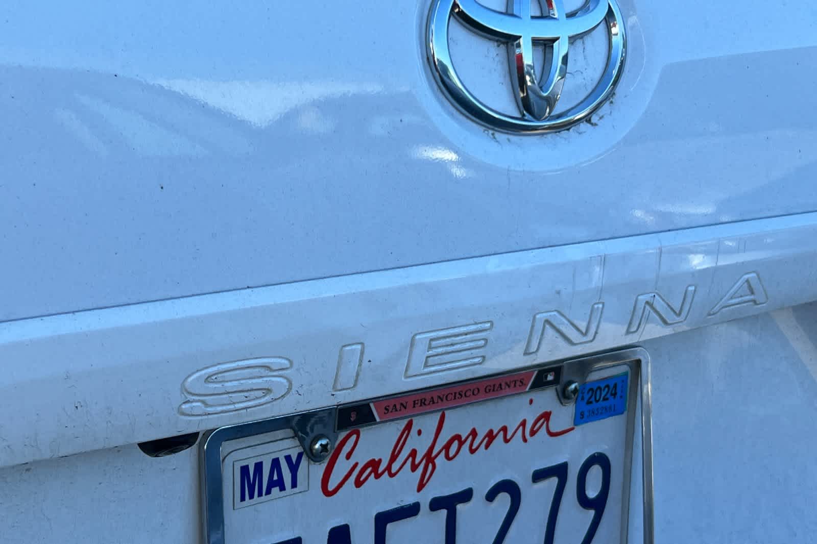 2013 Toyota Sienna XLE 8