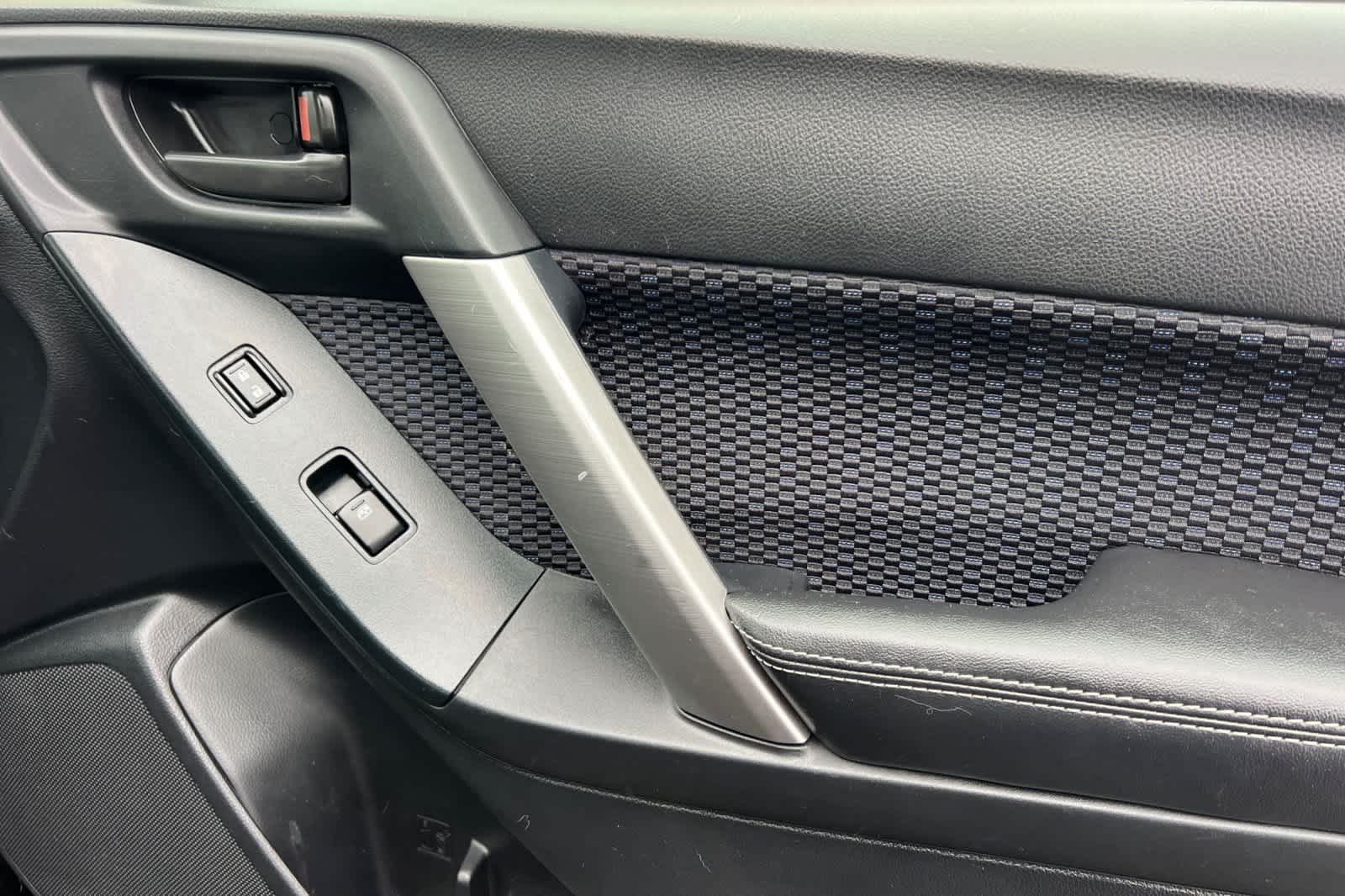 Thumbnail: 2018 Subaru Forester - 18