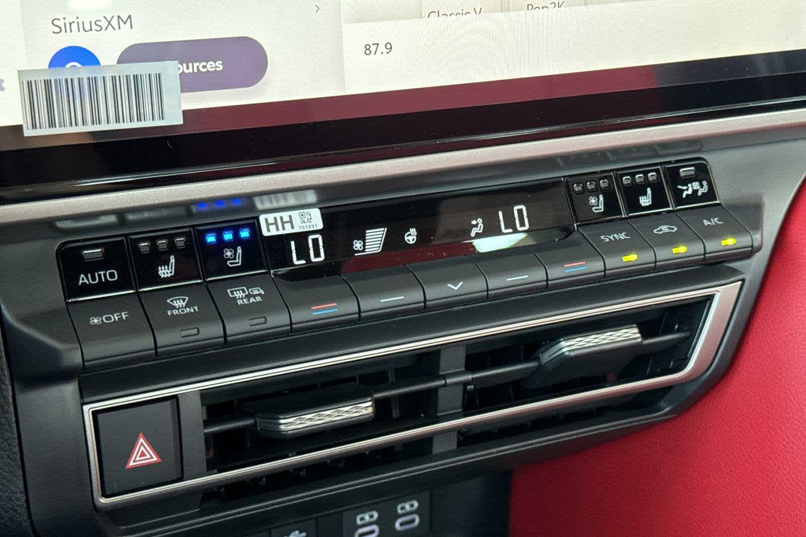 2025 Toyota Camry XSE 21