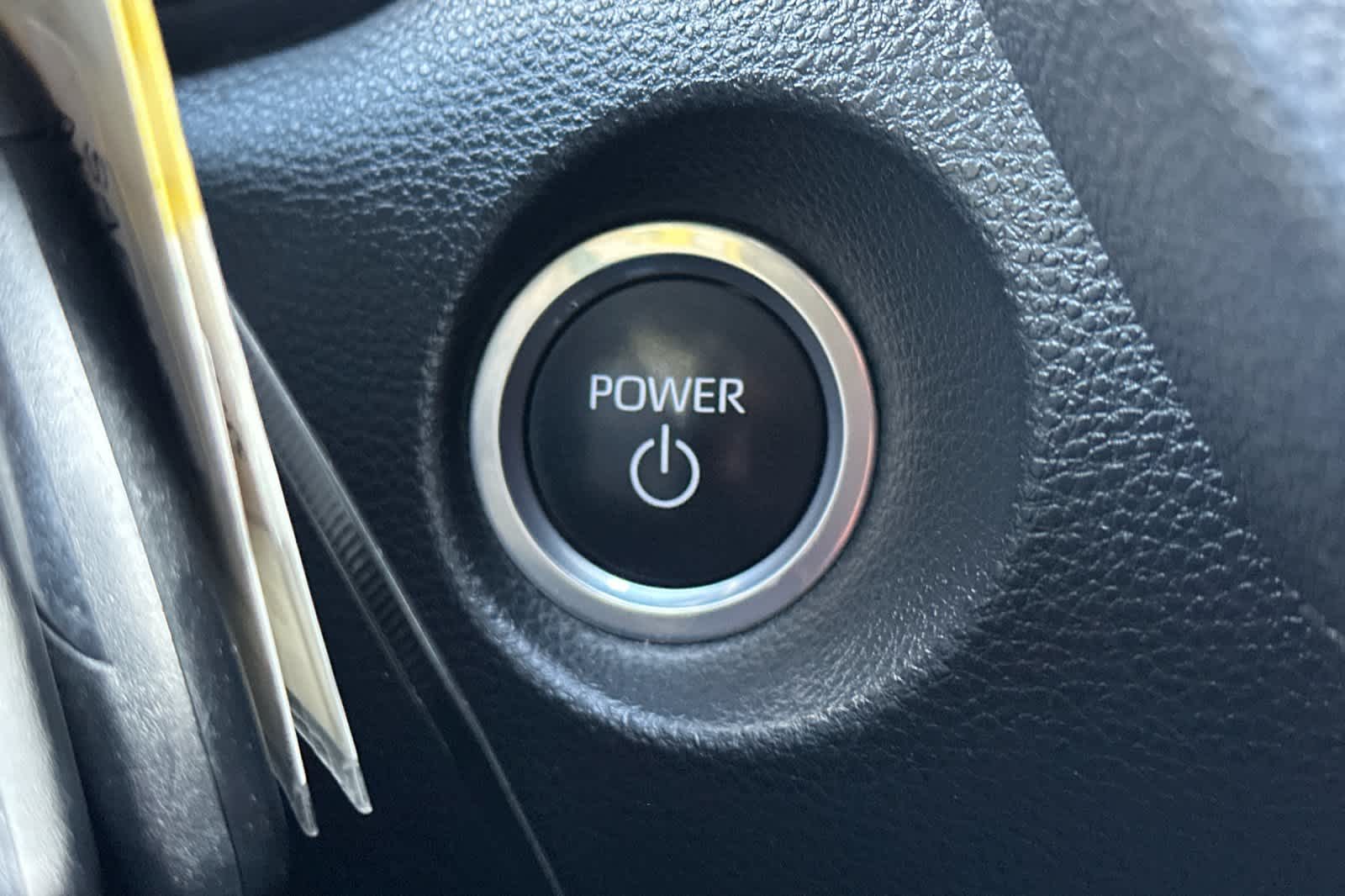 Thumbnail: 2023 Toyota Corolla Cross - 23