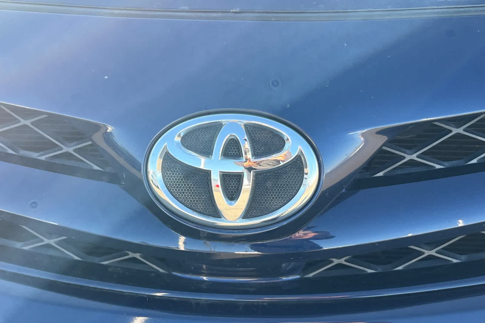 Thumbnail: 2013 Toyota Corolla - 10