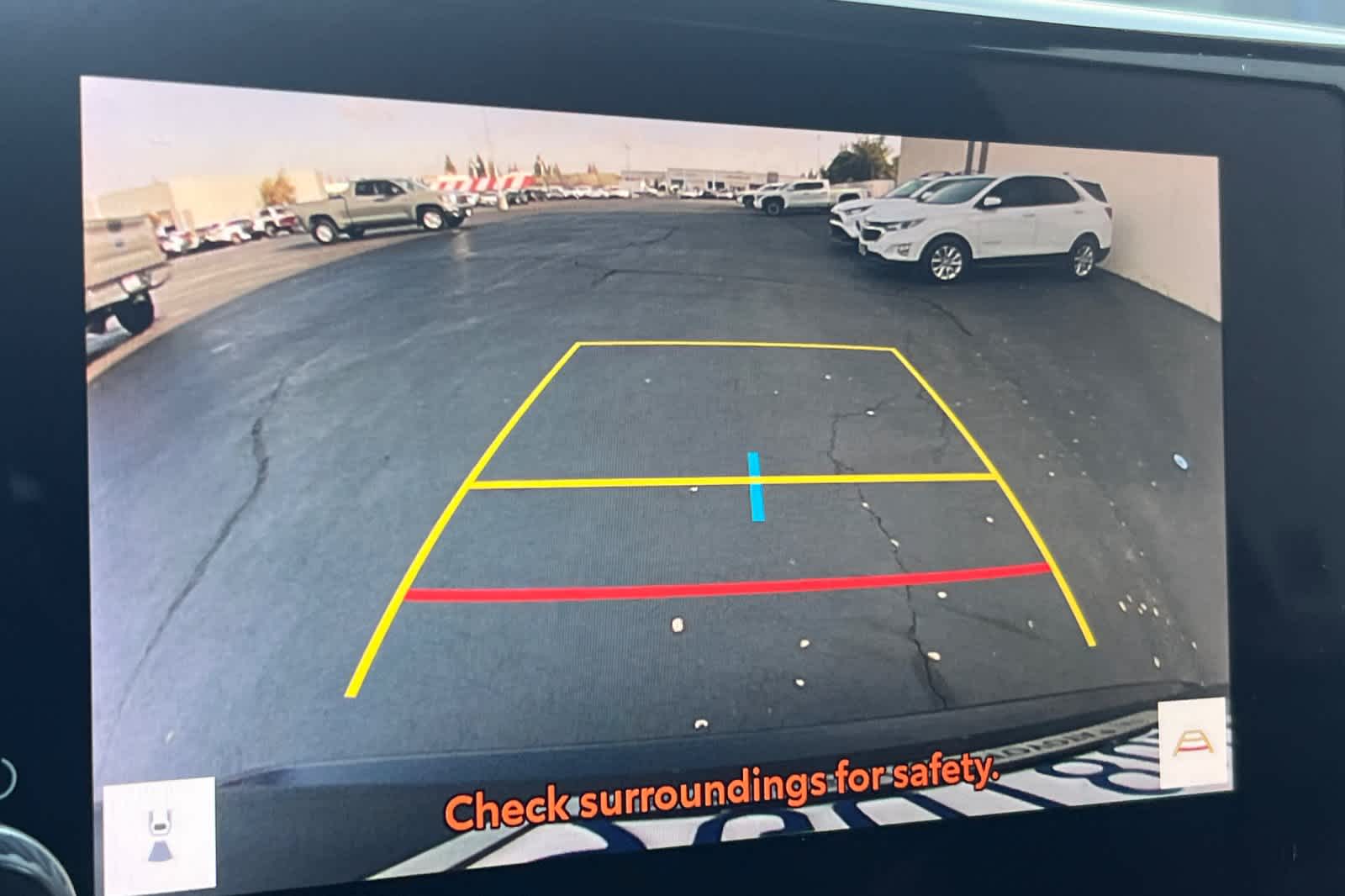 Thumbnail: 2023 Toyota RAV4 - 21