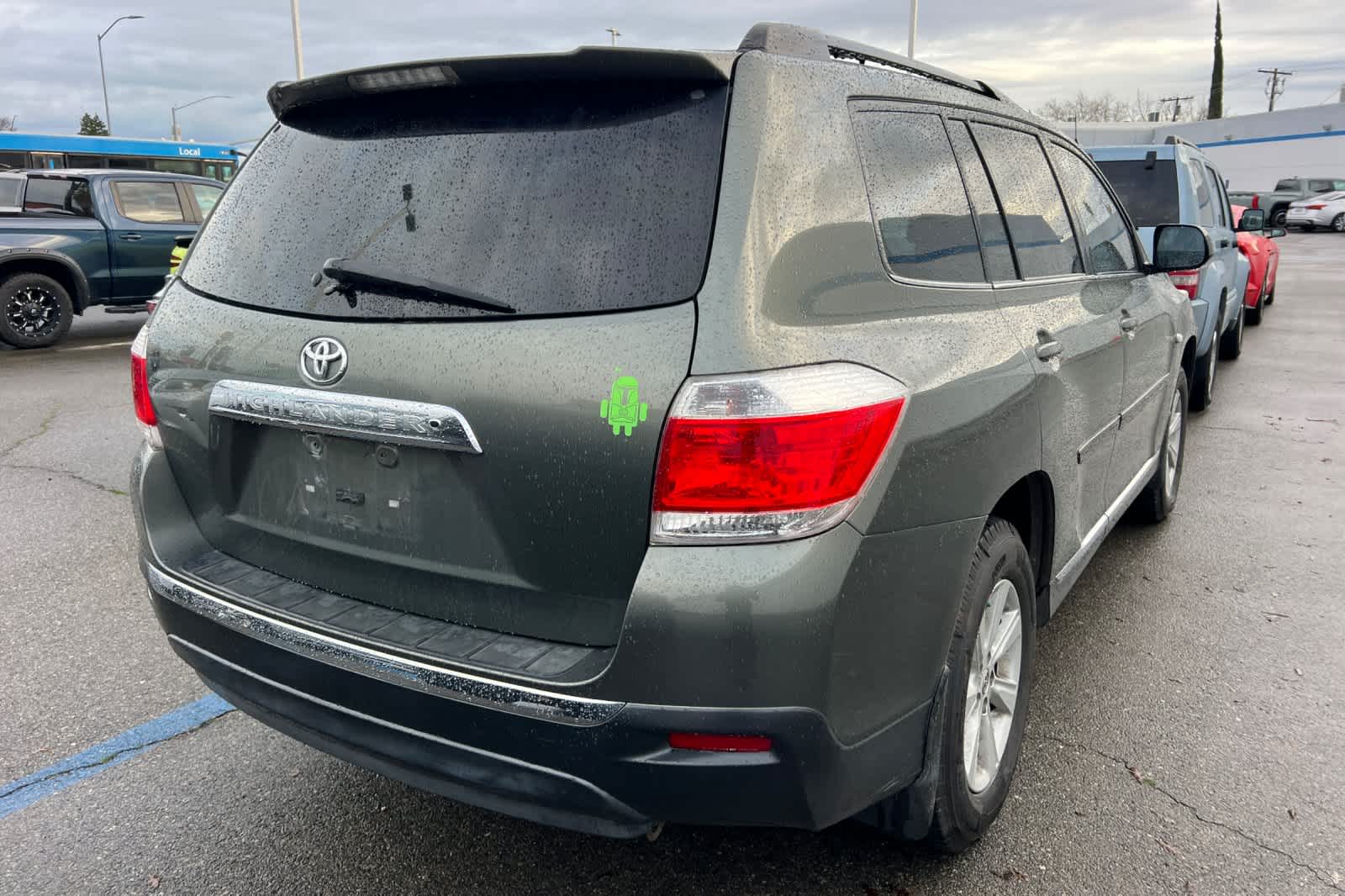 Thumbnail: 2011 Toyota Highlander - 2