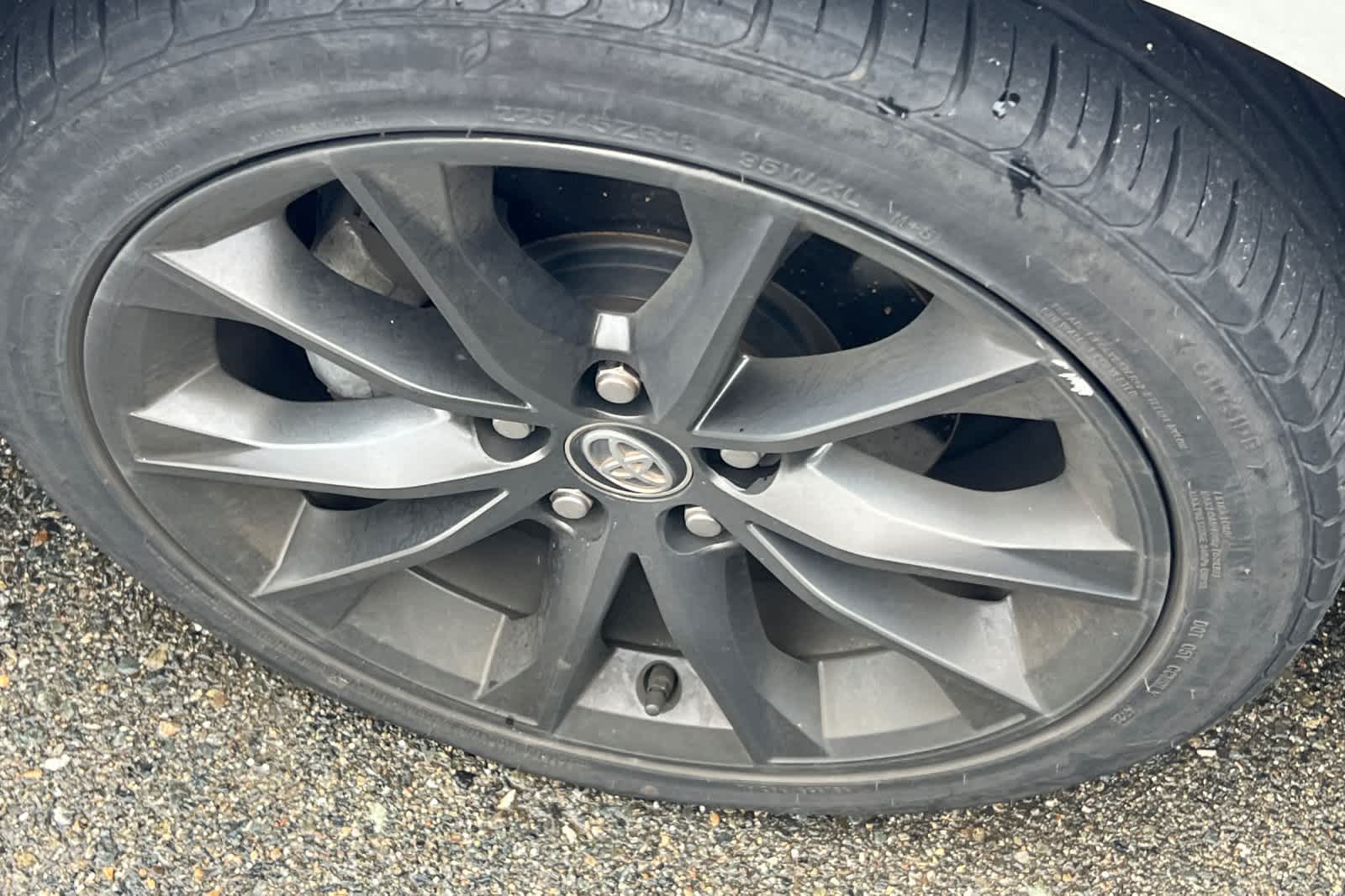 Thumbnail: 2017 Toyota Camry - 22