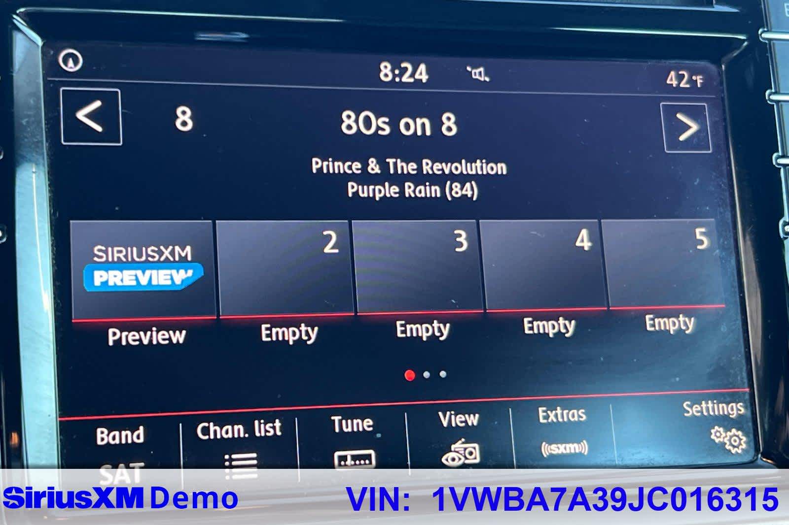 Thumbnail: 2018 Volkswagen Passat - 30