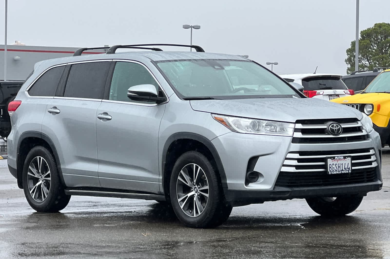 Thumbnail: 2018 Toyota Highlander - 5