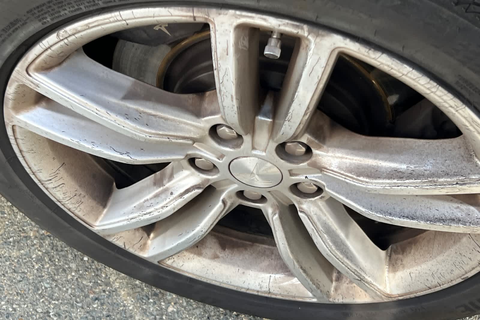 Thumbnail: 2015 Tesla Model S - 17