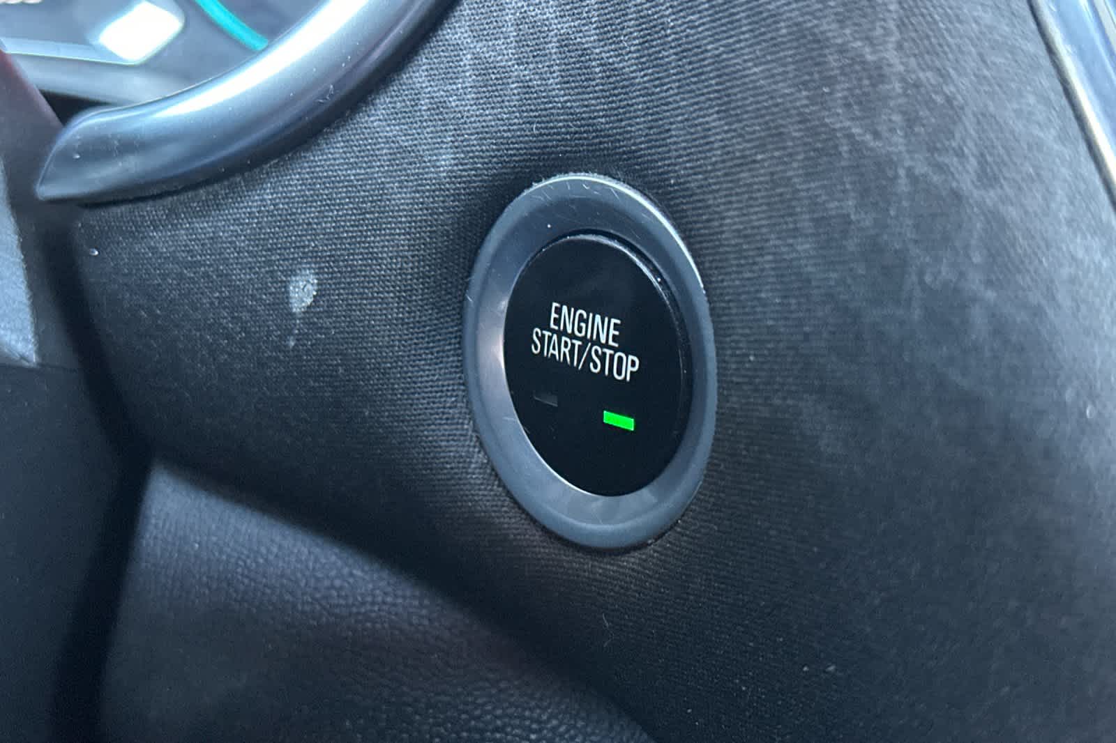 Thumbnail: 2017 Chevrolet Malibu - 23