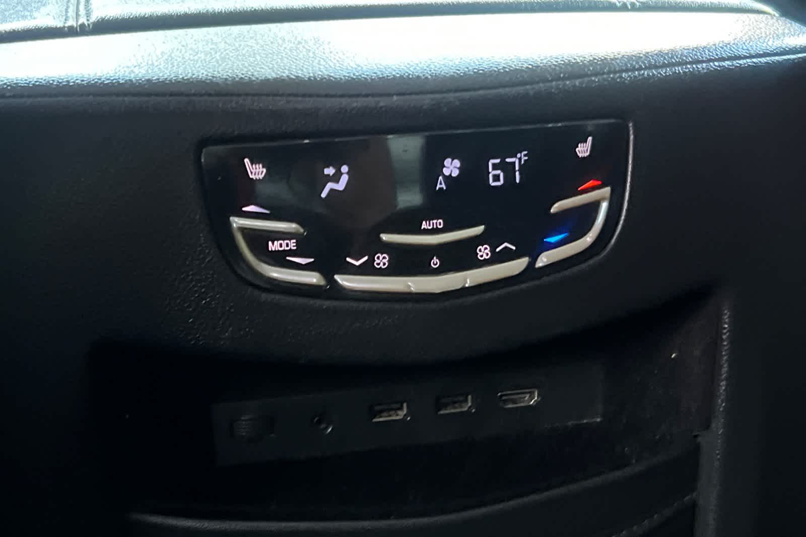 Thumbnail: 2017 Cadillac Escalade - 14