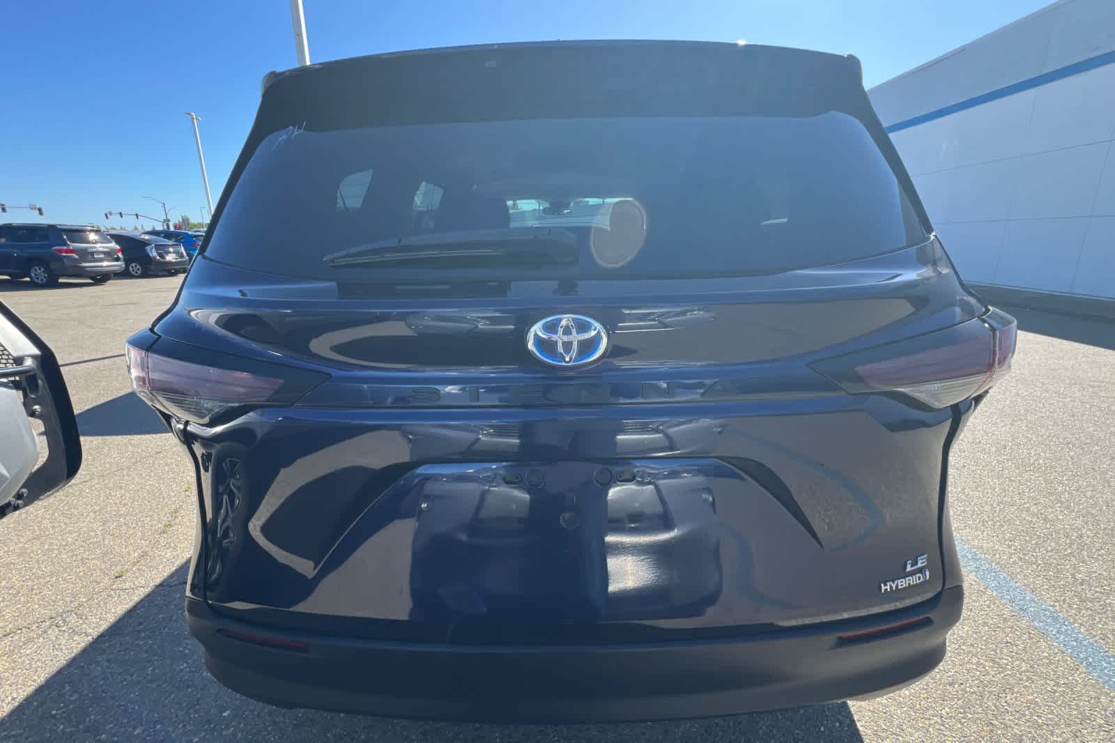 Thumbnail: 2023 Toyota Sienna - 5