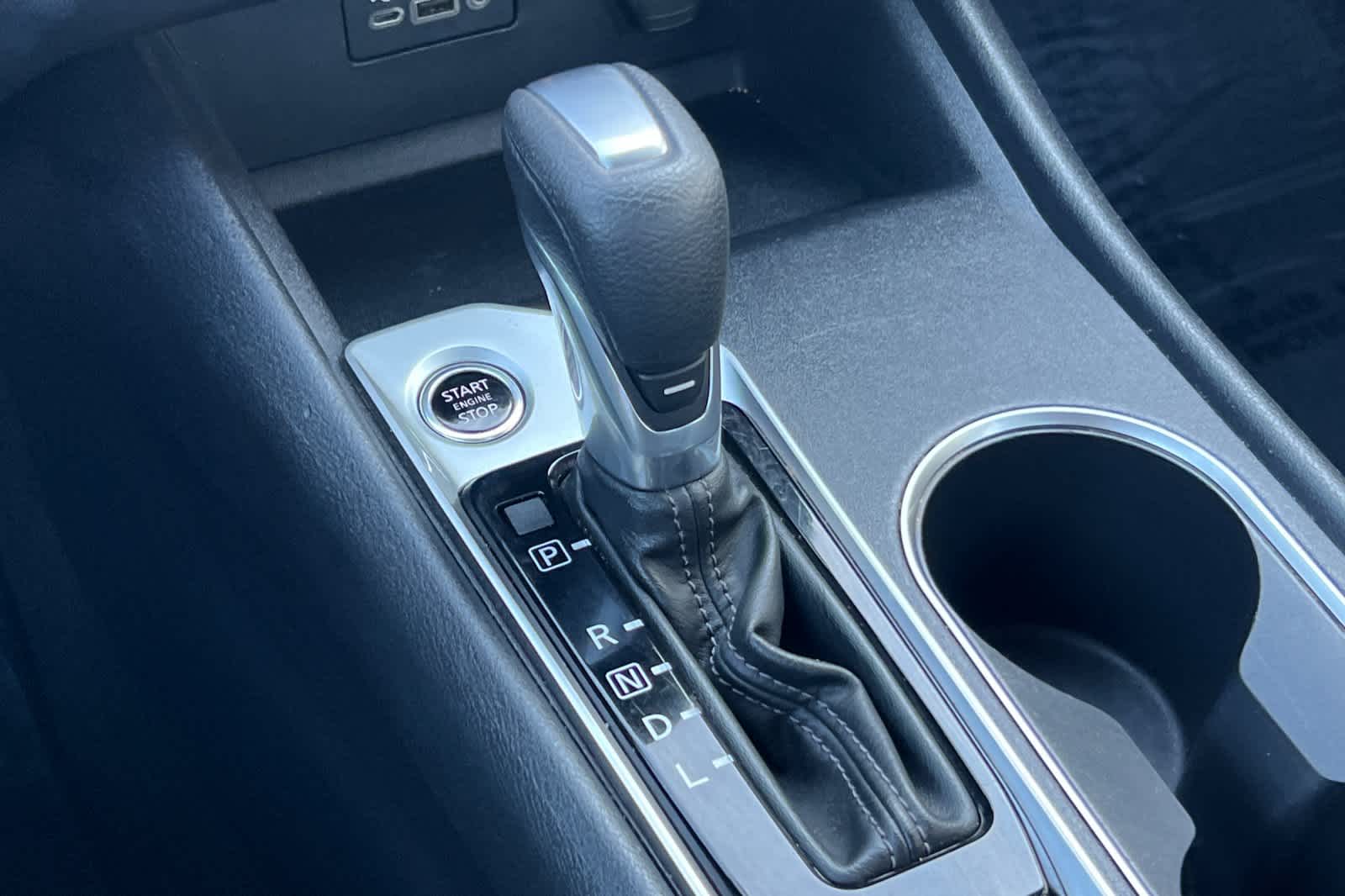 Thumbnail: 2022 Nissan Altima - 21