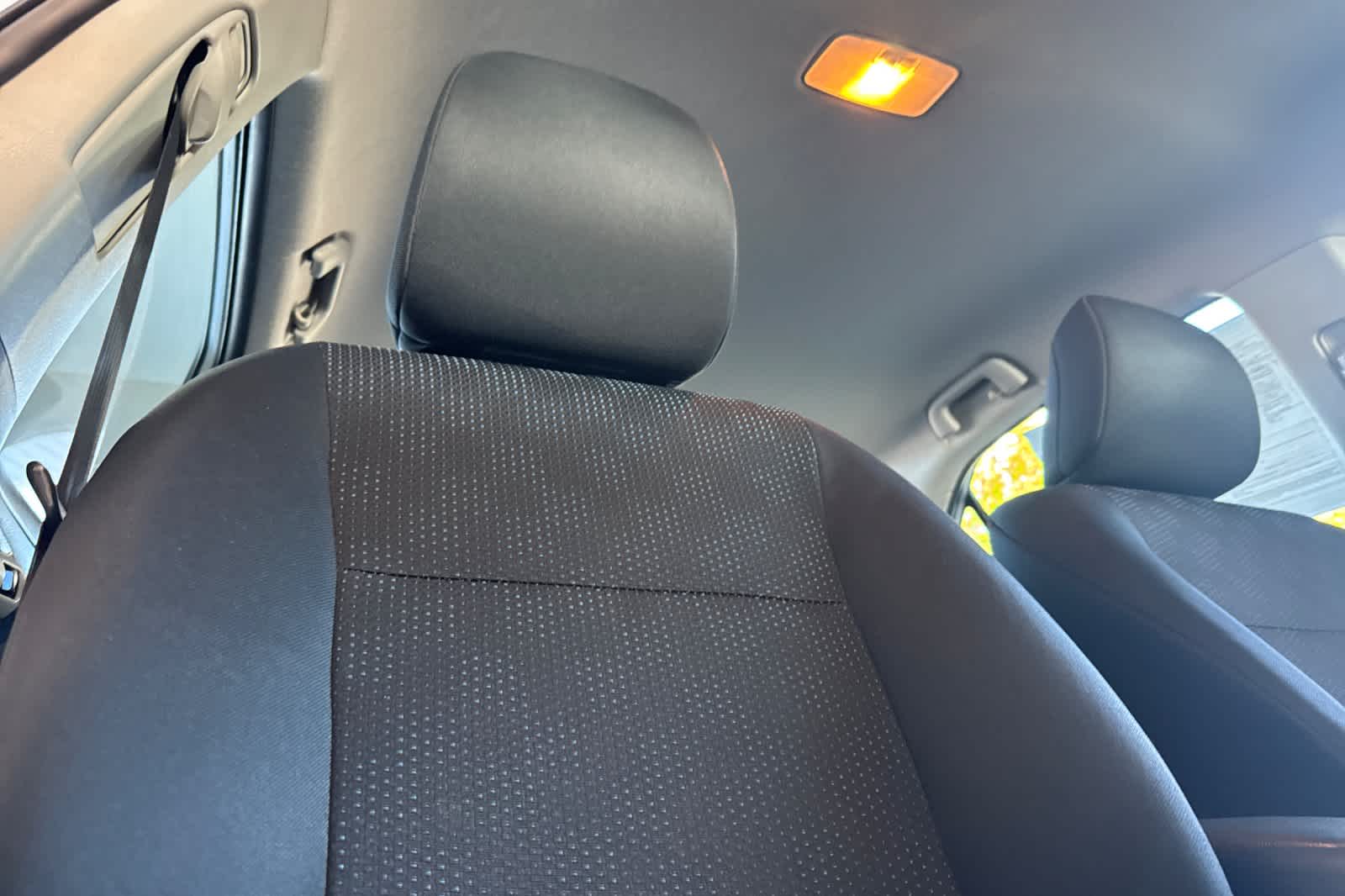 Thumbnail: 2010 Toyota Corolla - 16