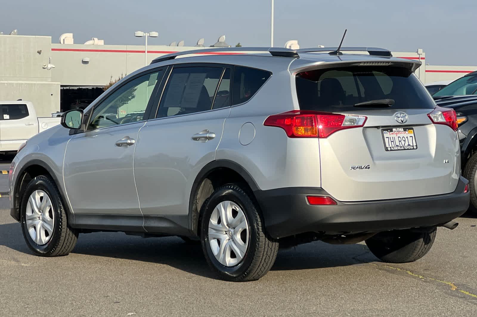 Thumbnail: 2015 Toyota RAV4 - 7