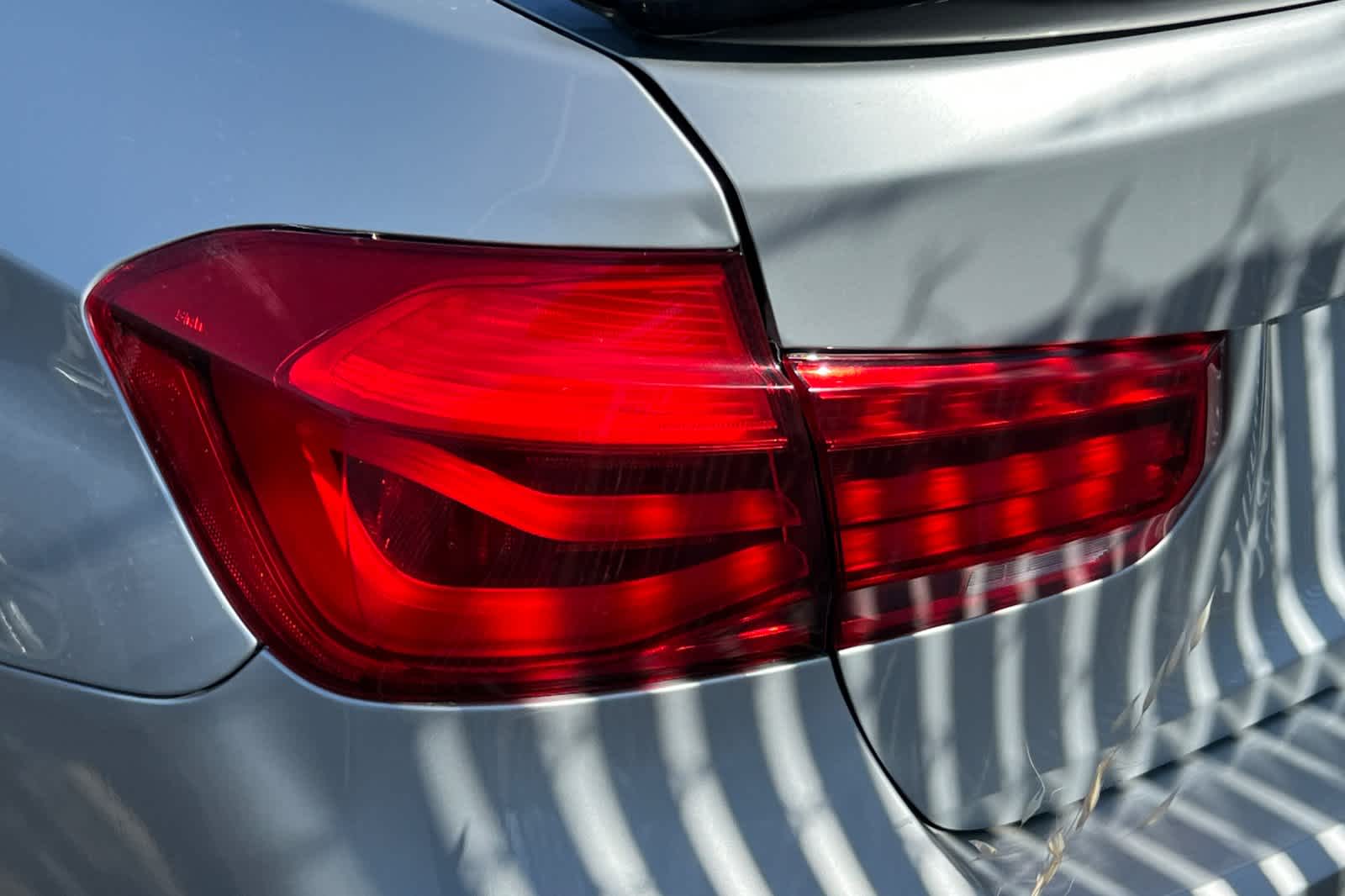 Thumbnail: 2017 BMW 3 Series - 20