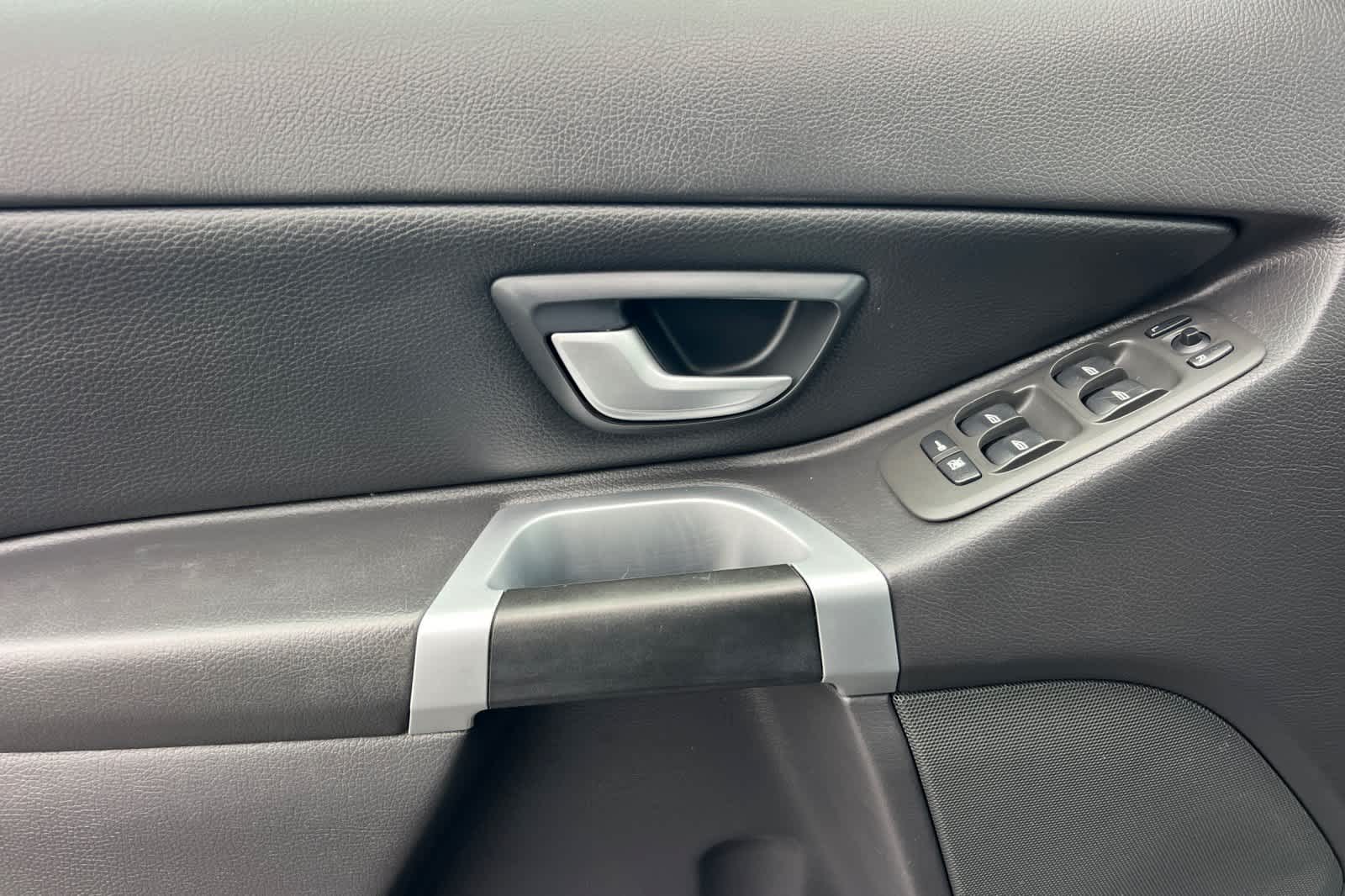 Thumbnail: 2012 Volvo XC90 - 12