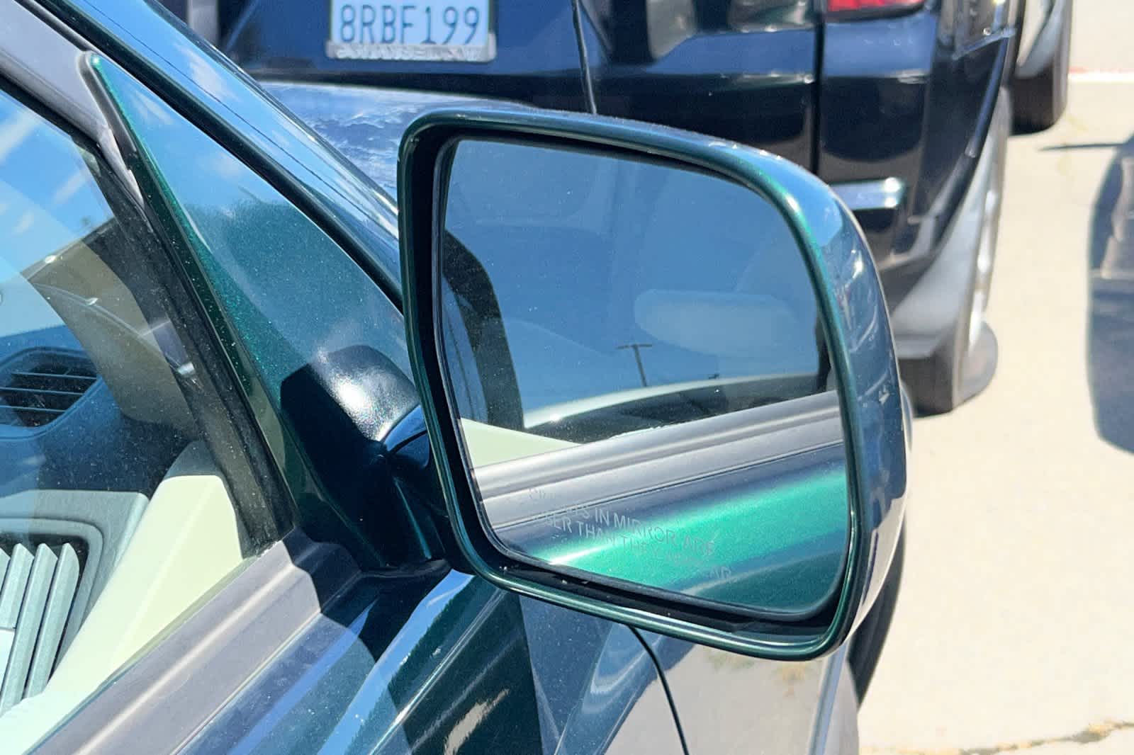 Thumbnail: 2001 Toyota Highlander - 16