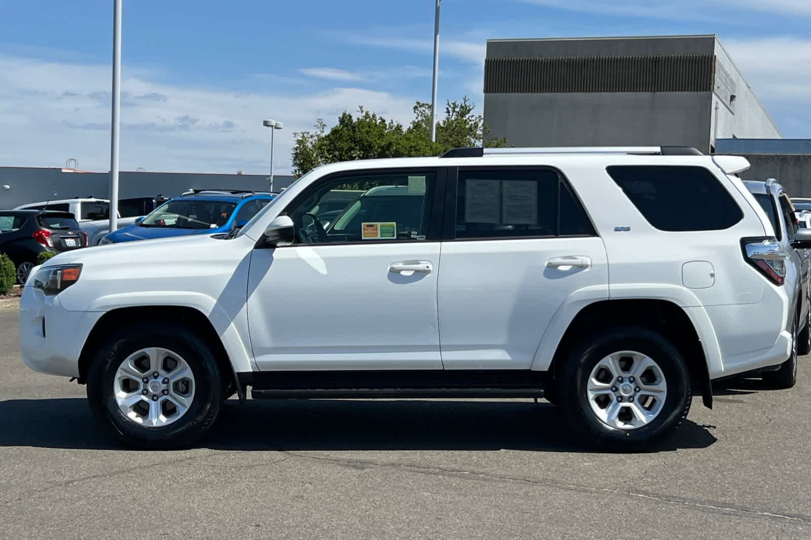 Thumbnail: 2024 Toyota 4Runner - 9
