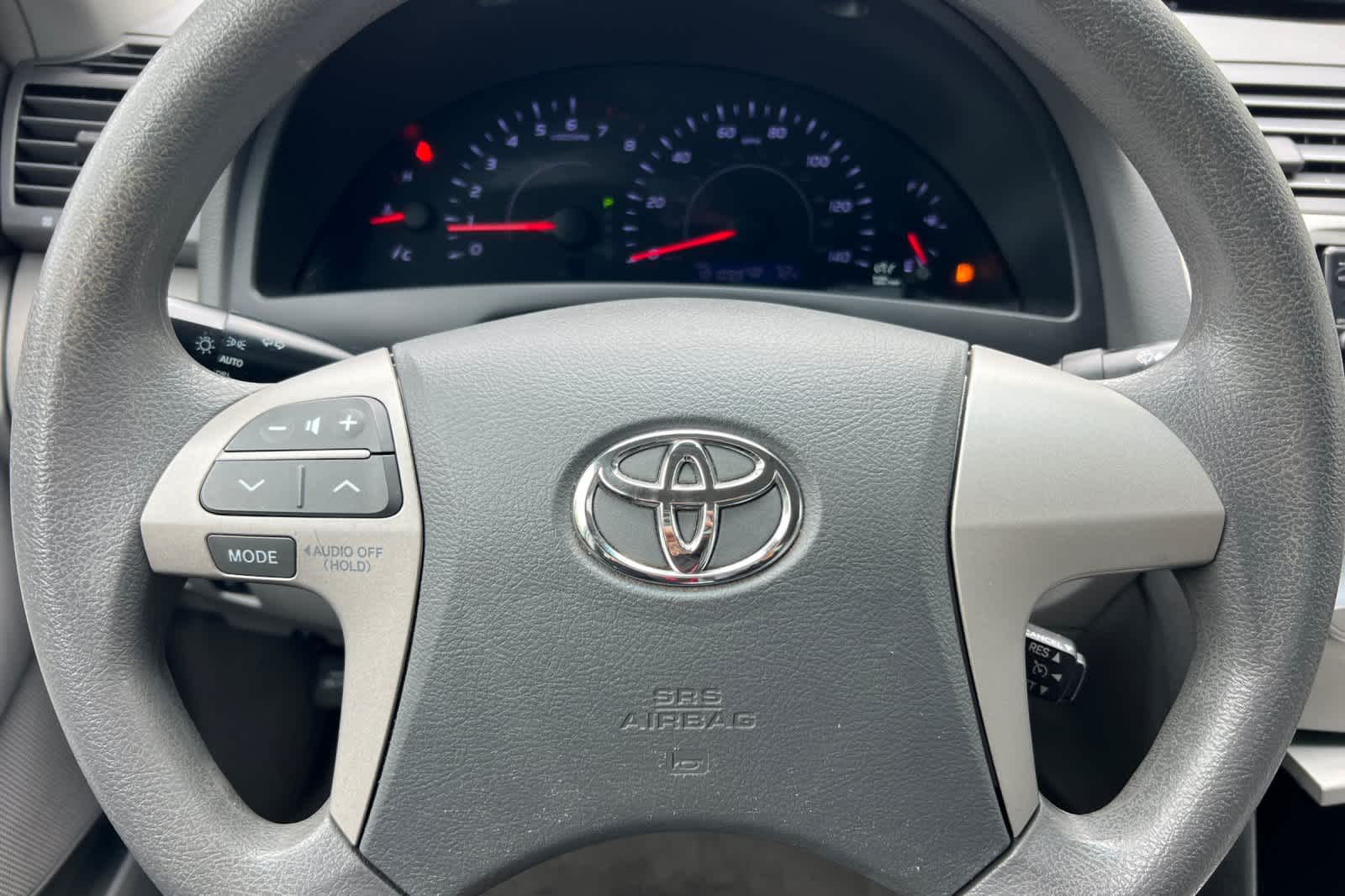 Thumbnail: 2011 Toyota Camry - 22