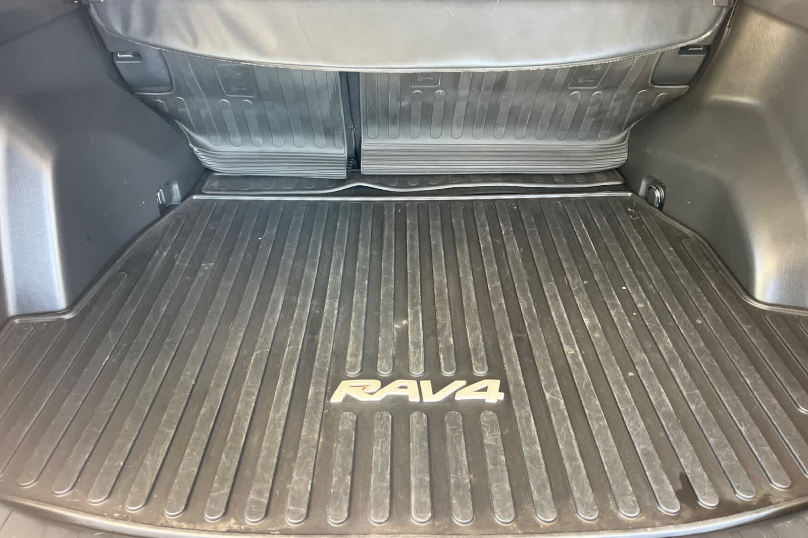 Thumbnail: 2024 Toyota RAV4 - 16