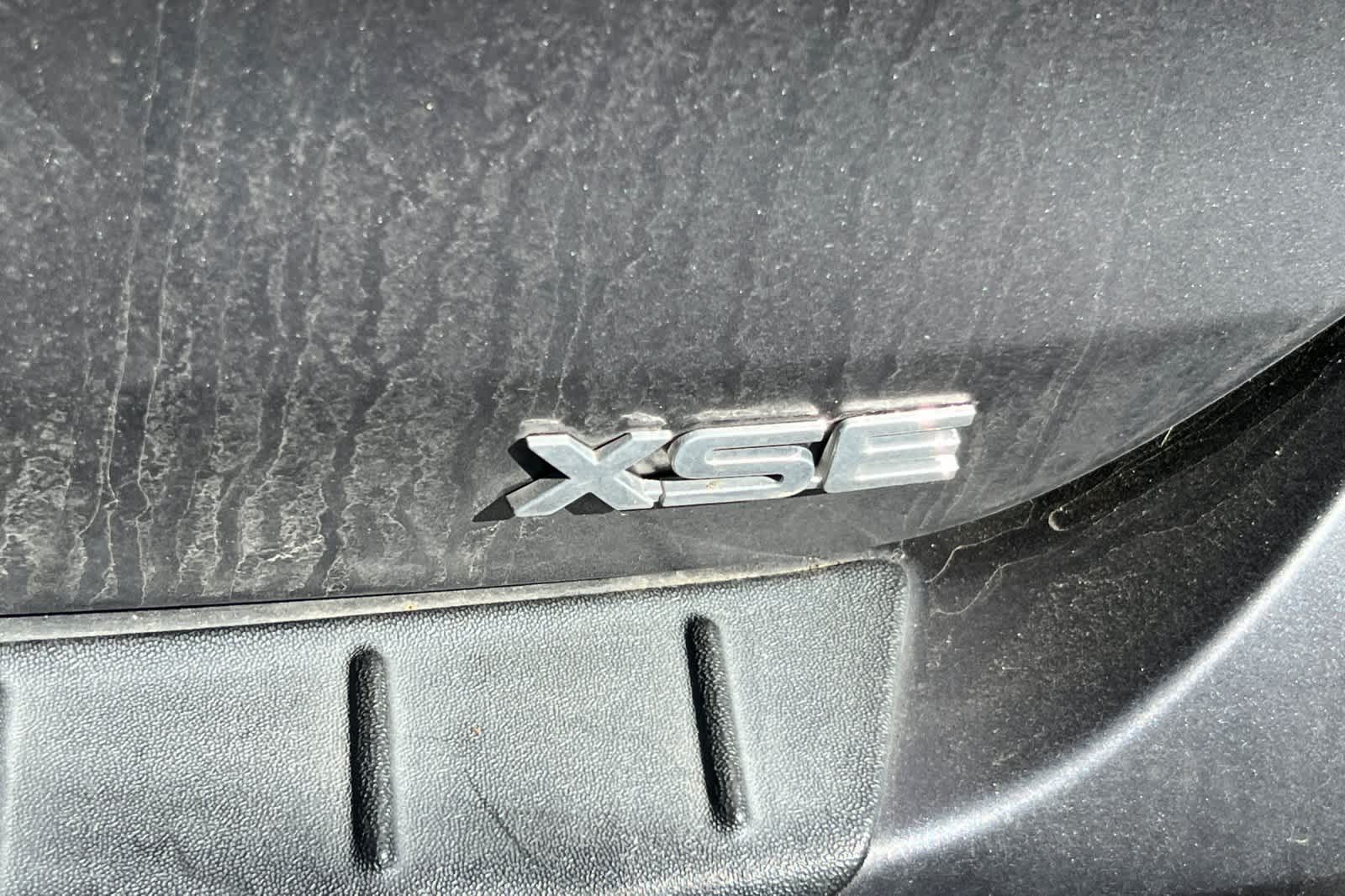 Thumbnail: 2023 Toyota Highlander - 7