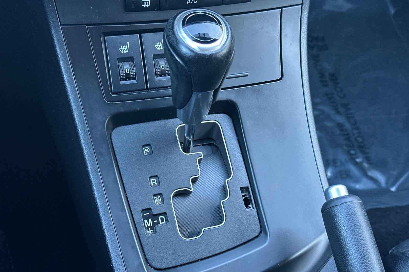 Thumbnail: 2012 Mazda Mazda3 - 21