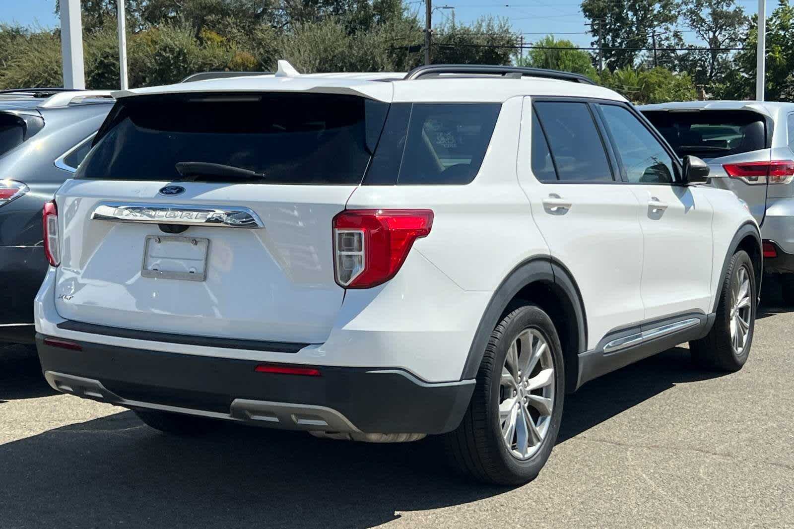 Thumbnail: 2021 Ford Explorer - 2
