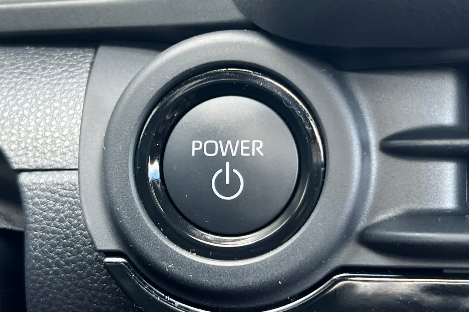 Thumbnail: 2025 Toyota Crown Signia - 25