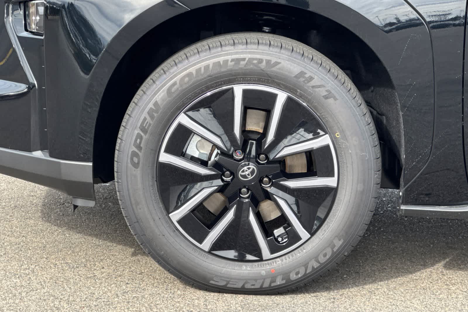 Thumbnail: 2026 Toyota bZ - 32