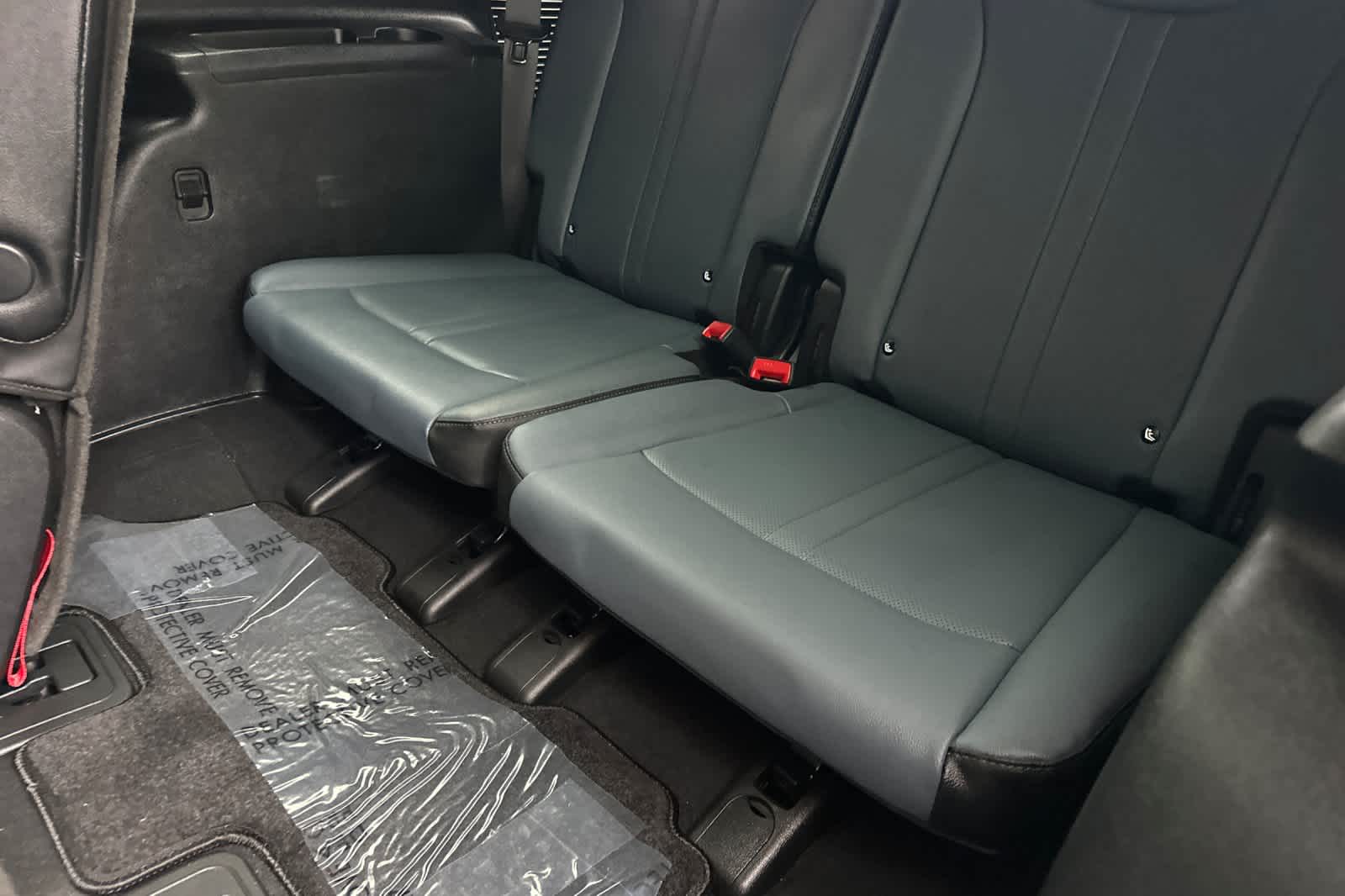 Thumbnail: 2025 Kia Sorento - 16