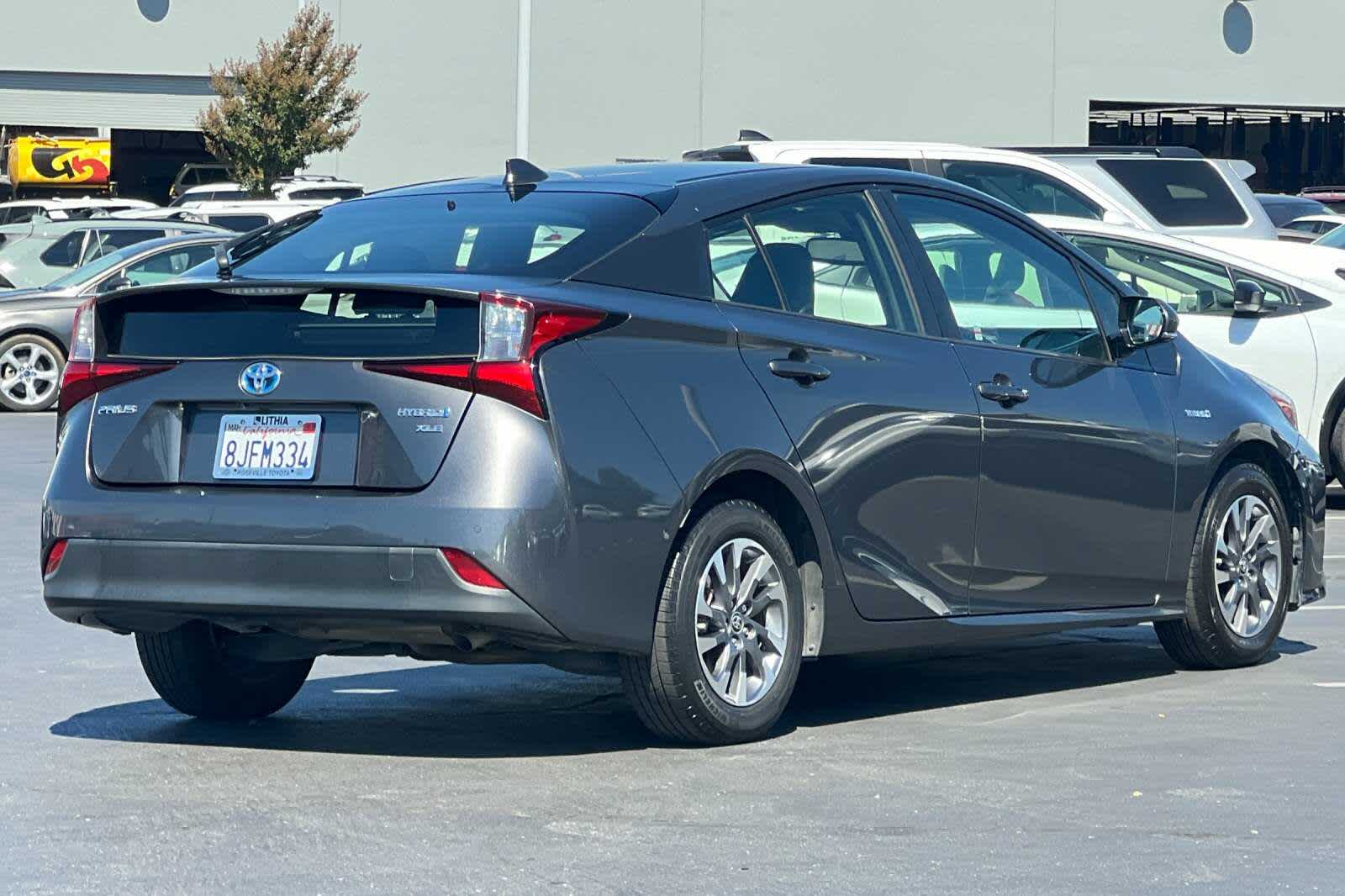Thumbnail: 2019 Toyota Prius - 2