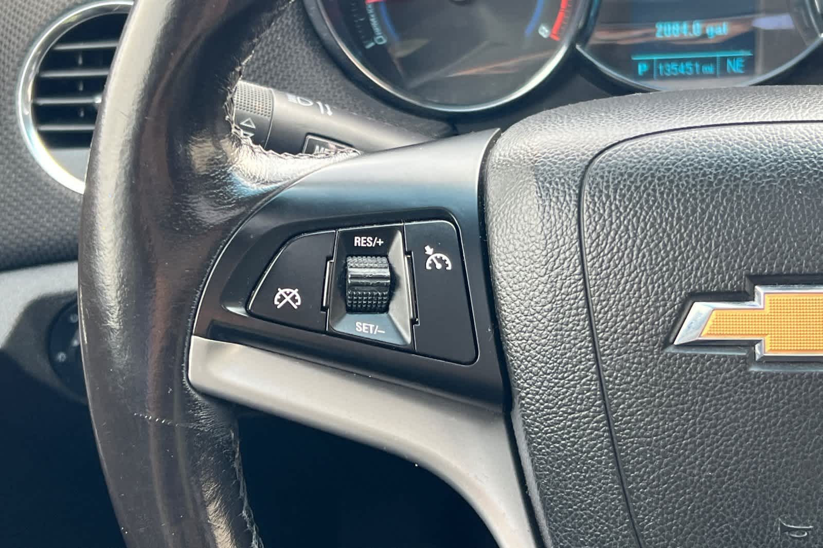 Thumbnail: 2014 Chevrolet Cruze - 23