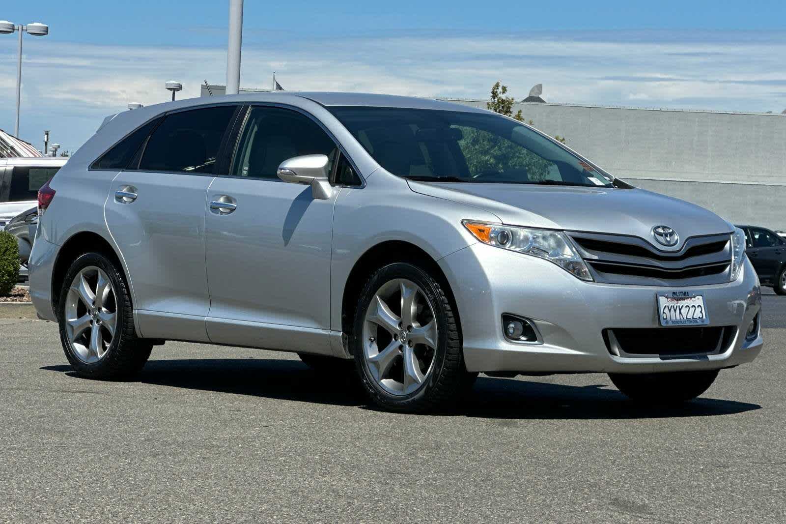 Thumbnail: 2013 Toyota Venza - 5