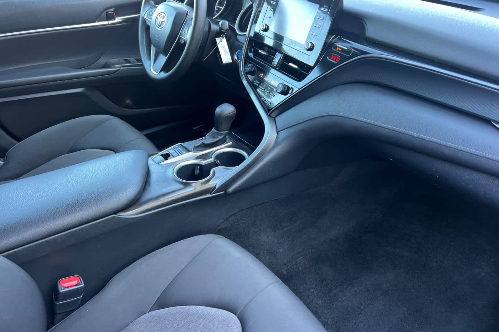 Thumbnail: 2021 Toyota Camry - 15