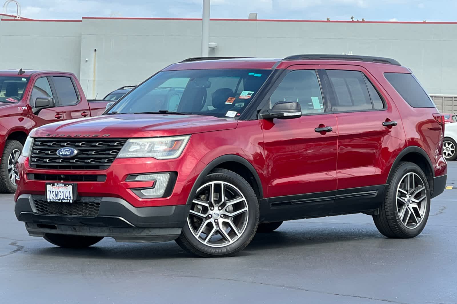 2016 Ford Explorer Sport 2