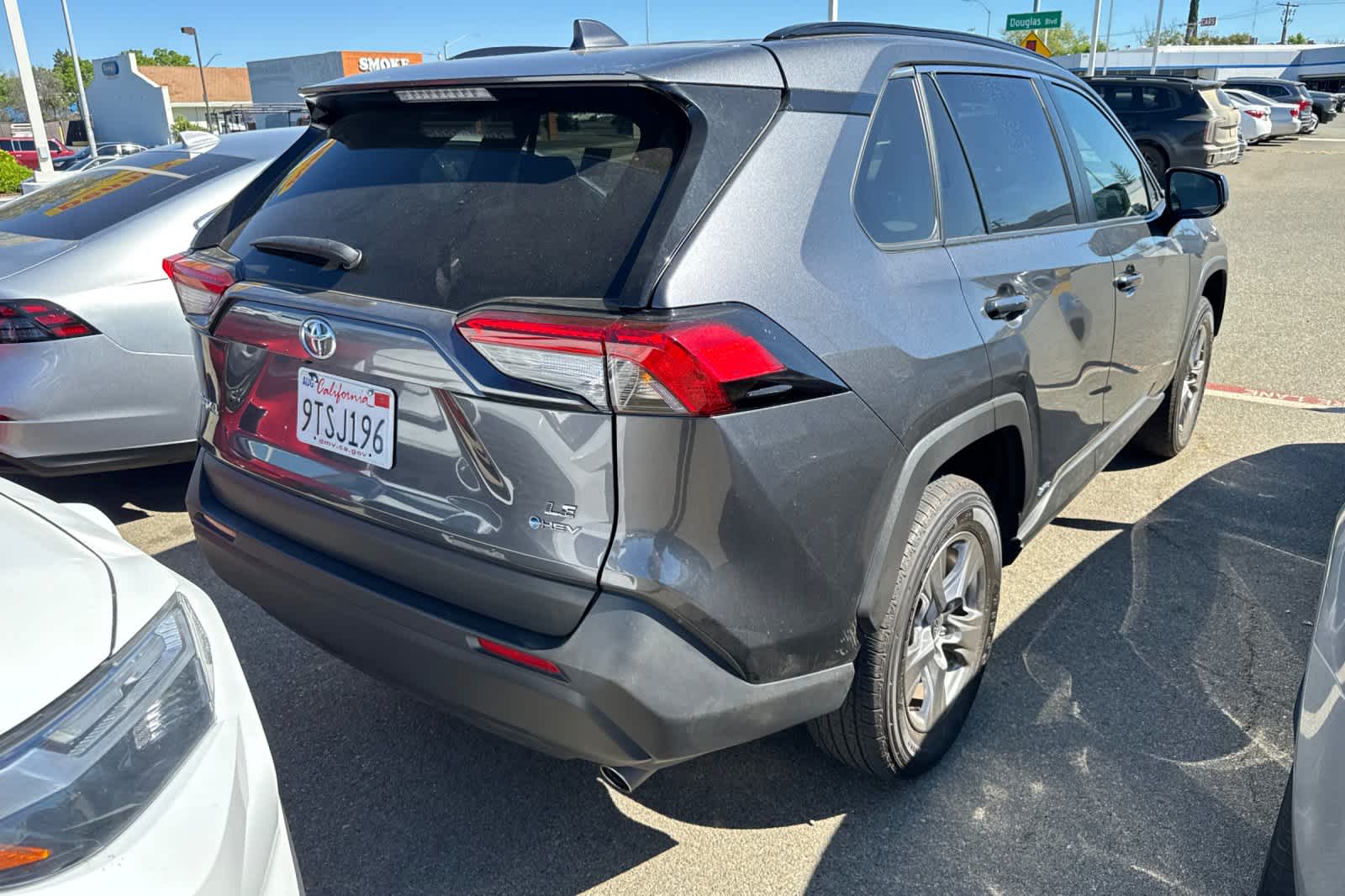 Thumbnail: 2025 Toyota RAV4 - 4