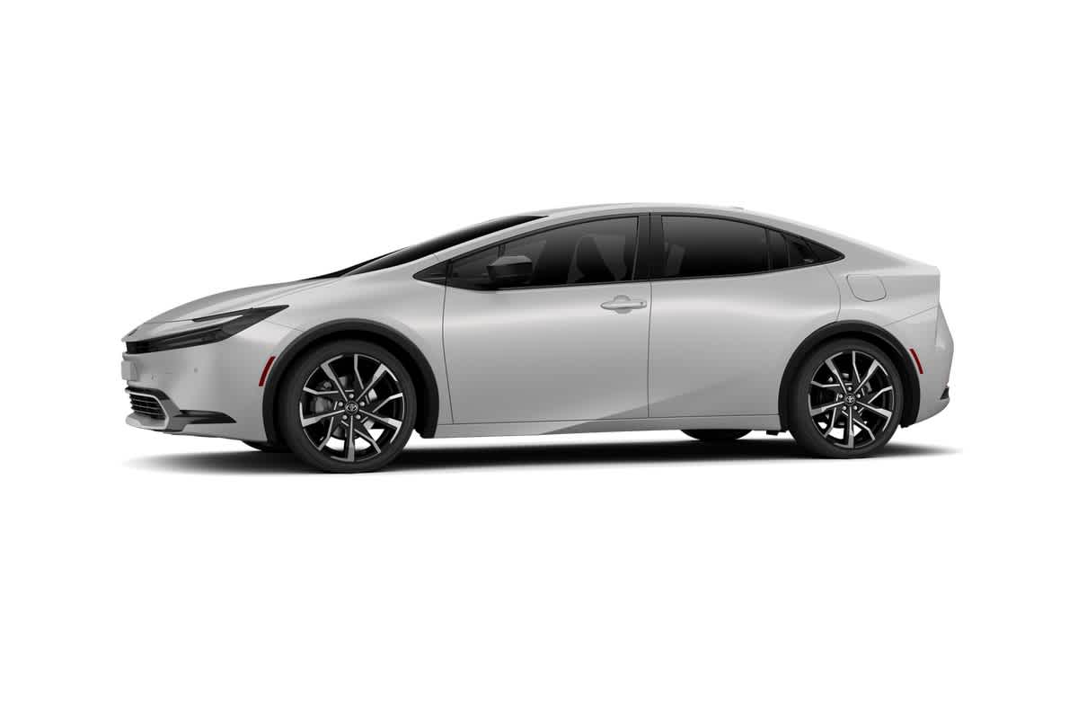 Thumbnail: 2026 Toyota Prius - 3